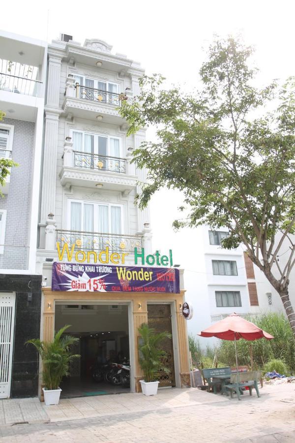Khách sạn Wonder *